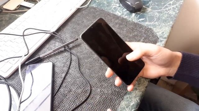 экран ТУХНЕТ при звонке тухнет при прослушивании голосового сообщения экран га смотреть онлайн
