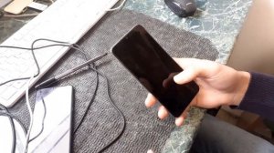 экран ТУХНЕТ при звонке   тухнет при прослушивании голосового сообщения экран га