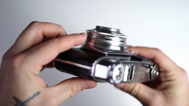 How to Use a KODAK Retinette 1B Film Camera смотреть онлайн