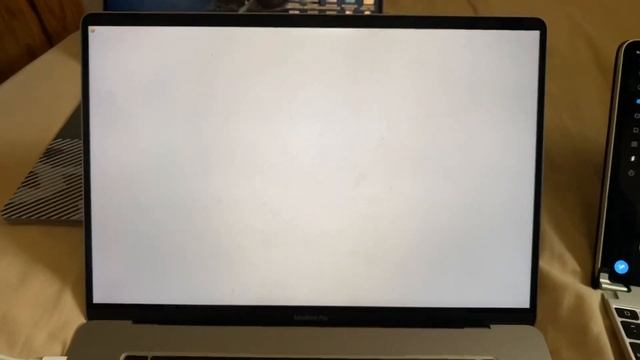 How To Factory Reset MacBook Pro / Air on MacOS Catalina (2020) смотреть онлайн