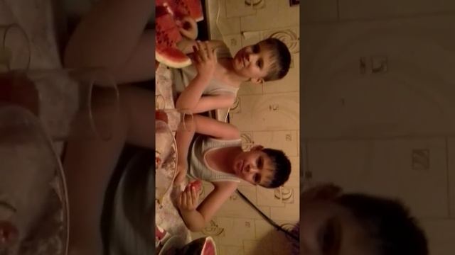 Я ем арбуз смотреть онлайн