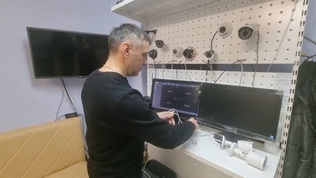 По FTP/UTP кабелю добавляем еще одну IP камеру.