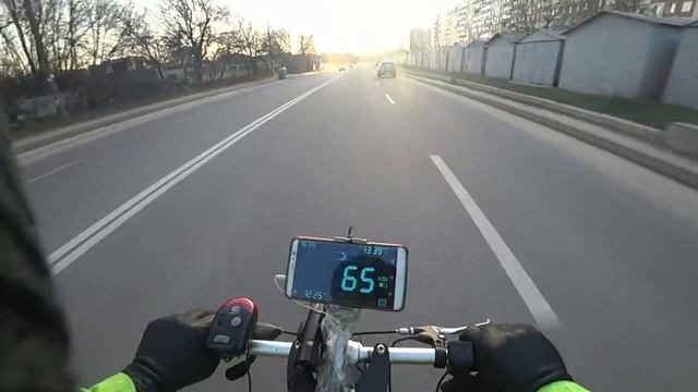 Электро велосипед с 2кв мотор колесом