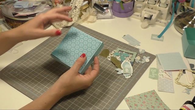 МАСТЕР-КЛАСС: Как сделать коробочку | Обзор доски для биговки Martha Stewart