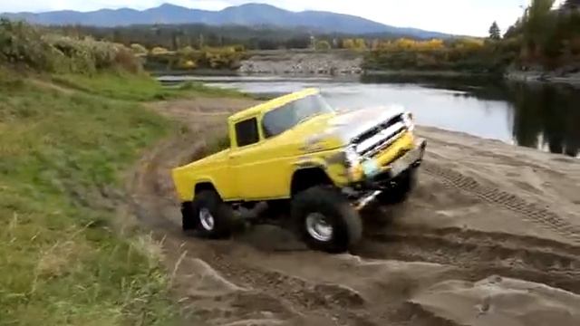 1957 Ford F100 4x4 Custom Pickup смотреть онлайн