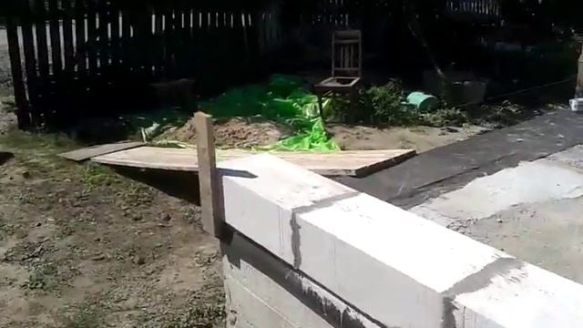 Первый ряд газоблока своим руками