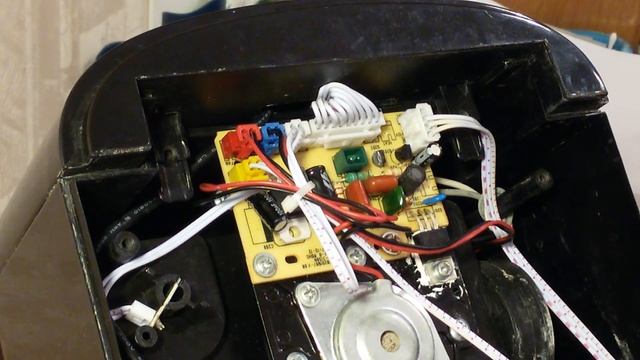 Увлажнитель воздуха POLARIS PUH 1006Di не включается. смотреть онлайн