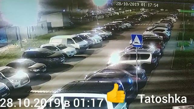 Со строй площадке сорвало забор и по машинам смотреть онлайн