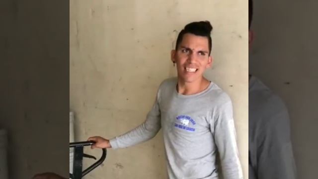 CUANDO VAS POR PRIMERA VEZ A STARBUCKS смотреть онлайн