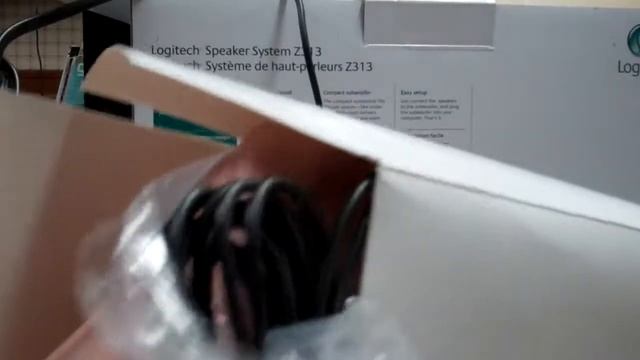 logitech Z313 speaker system unboxing смотреть онлайн