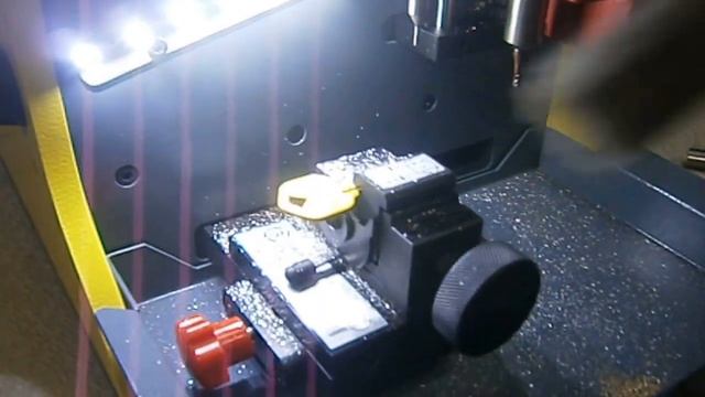 SEC-E9 llave KW1 смотреть онлайн