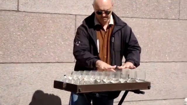 Игра на бокалах смотреть онлайн