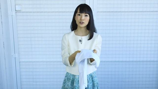 Marie Kondo explains Spark Joy смотреть онлайн
