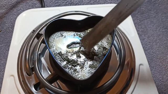 ВИСМУТ. КРИСТАЛЛЫ ИЗ МЕТАЛЛА