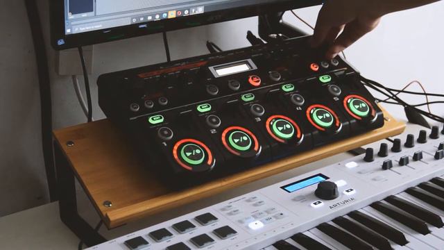 Re-introduction - RC505 Mk1 X Arturia keylab essentials || Chilled Hip Hop/Rap Beat смотреть онлайн
