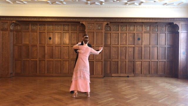 Early Tango - Ochos (Back Ochos) смотреть онлайн