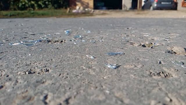 Разбивание лампочки в замедленной съёмке(2) смотреть онлайн