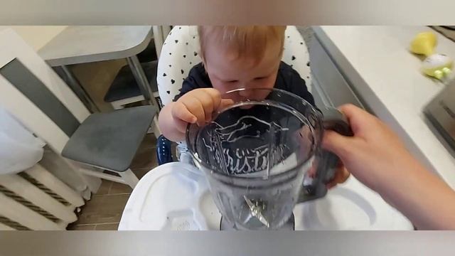 Комбайн Bosch Kubixx.Ребёнок на кухне.Готовим суп-пюре.Combine Bosch, Cooking Soup With A Child.