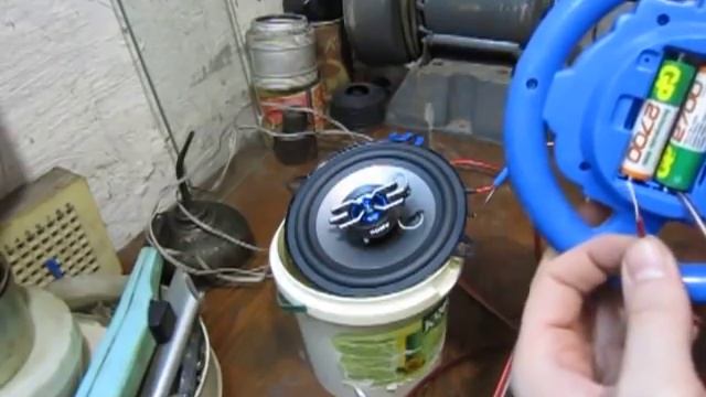 Как определить полярность на клеммах динамиков (где плюс, а где минус) смотреть онлайн