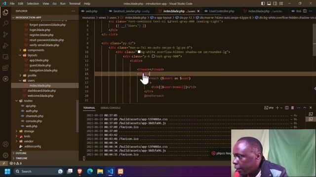 Bootstrap With Your Laravel Application смотреть онлайн