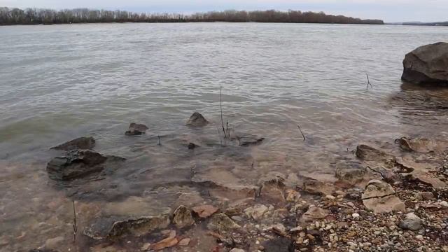 Расслабляющая природа видео-медитация-снятие стресса-камни-речные звуки и речные волны смотреть онлайн
