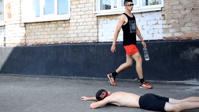 Ты не ты, когда в бутылке нет воды! смотреть онлайн