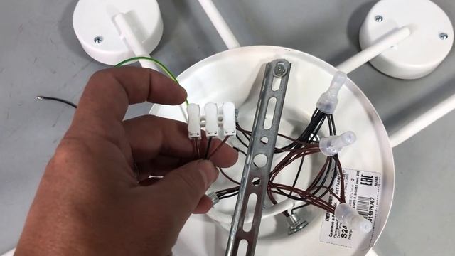 Обзор светодиодной потолочной люстры большой плоской ПЕТРАСВЕТ S2403-9 на 2 включения.GX53.2022 смотреть онлайн