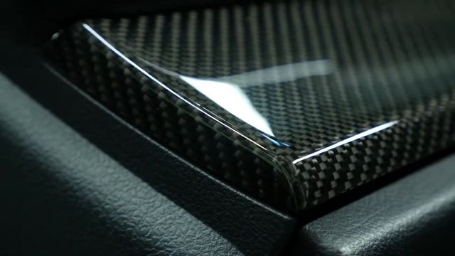 Toyota Crown Athlete. Лазерная гравировка на сиденьях. Ламинация карбоном. Перетяжка салона. смотреть онлайн