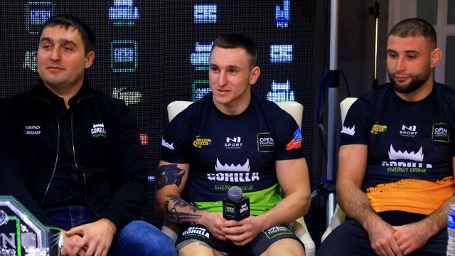 "Дуэль взглядов" в Самаре переросла....#openfc смотреть онлайн