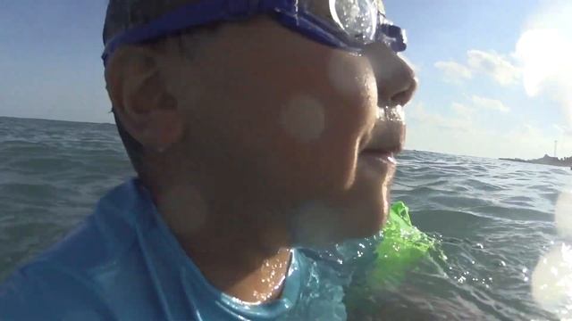 Последний день перед штормом и отъездом, когда можно купаться в море / 21 июля 2022 смотреть онлайн