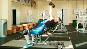 Жим гантелями лёжа под углом вверх: техника выполнения