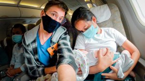 Наш первый стресс-перелет с 2-ух месячным малышом. Прощаемся с морем, друзьями и родиной Юрчика