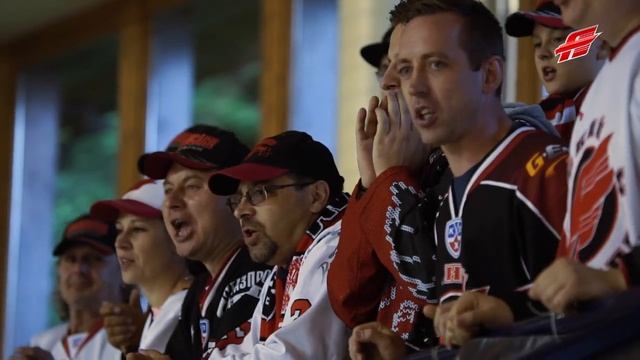 Наши в городе! Болельщики "Авангарда" встретились с командой в Фюссене смотреть онлайн