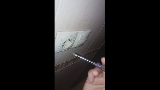 Индикаторная отвертка, главный инструмент электрика смотреть онлайн