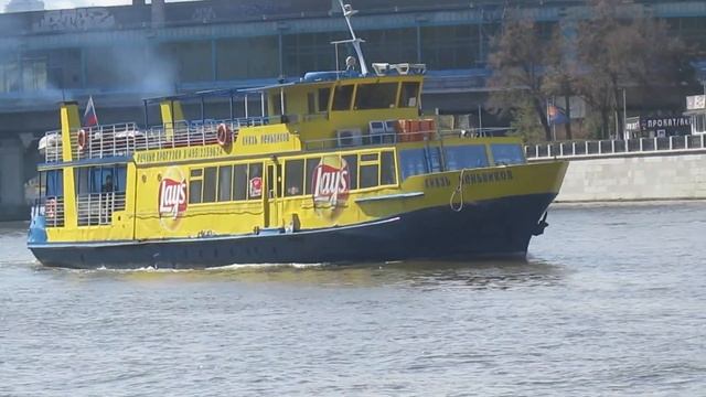 Речной кораблик River boat смотреть онлайн