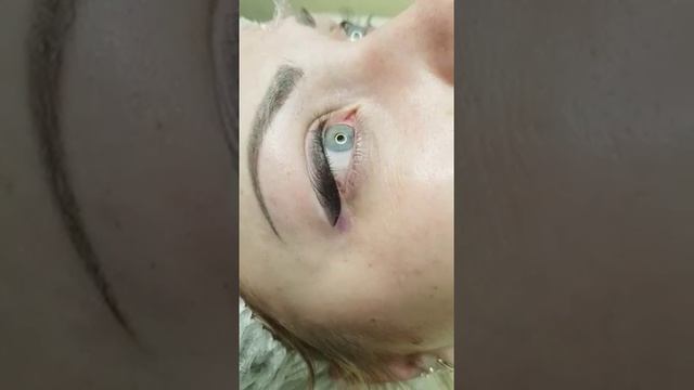 Татуаж век