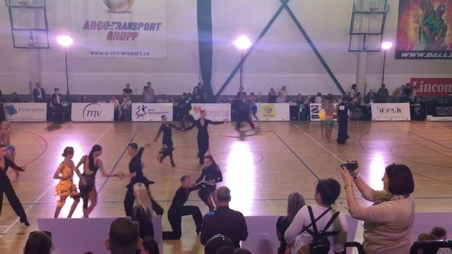 WDSF open Youth latin - Samba смотреть онлайн