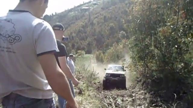 Opel Monterey - Picada de pedra solta. смотреть онлайн