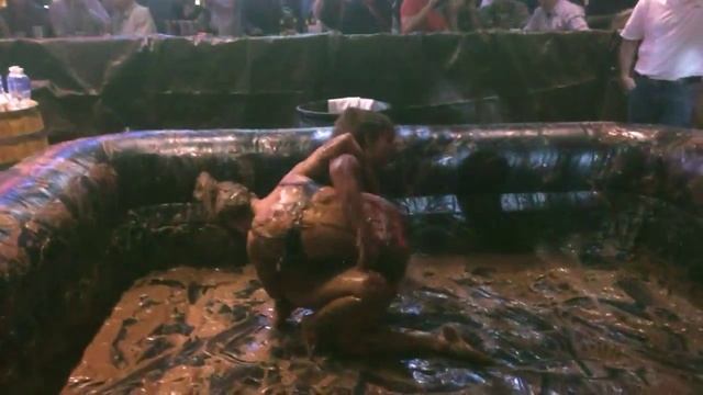 Mud wrestling gilleys las vegas 4/9 смотреть онлайн