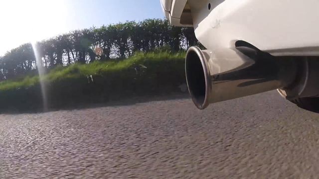 POV drive in my 1985 Ford Escort Series 1 RS Turbo смотреть онлайн