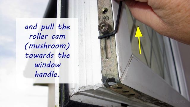 The Handle Moves but the Window Won't Open (Easy to open example) смотреть онлайн