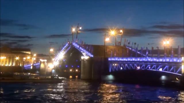 Разведение Дворцового моста в Питере смотреть онлайн