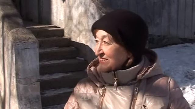 Урицкого, 32: непереносимый запах в подъезде от текущей канализации и непонятные поборы с жильцов смотреть онлайн