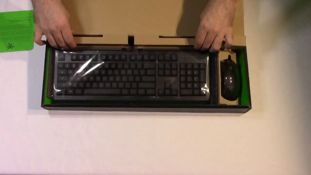 UNBOXING HEADSET RAZER KRAKEN USB / TECLADO RAZER CYNOSA PRO BUNDLE смотреть онлайн