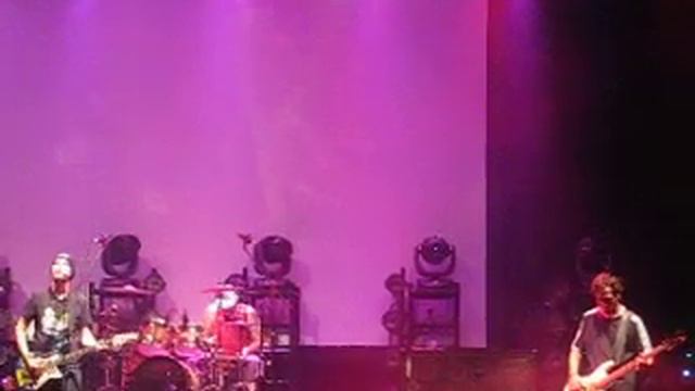 Noize MC - Пустые места - Live (28.05.10., Б1 MaximuM) смотреть онлайн