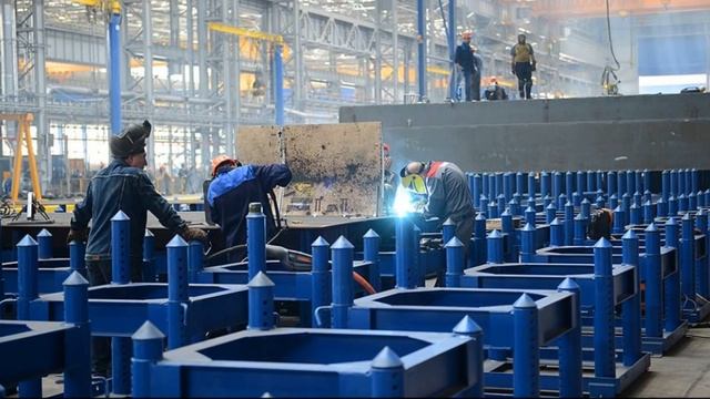 Как идет строительство второй очереди судостроительного комплекса Звезда на Дальнем Востоке смотреть онлайн