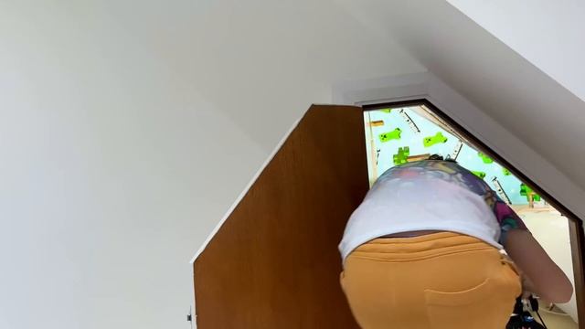 Нашли секретную gaming комнату в доме - каждый для себя смотреть онлайн