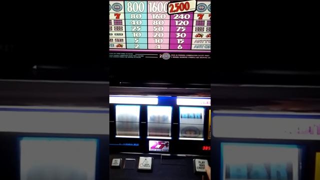 IGT S2000 Double Diamond slot machine смотреть онлайн