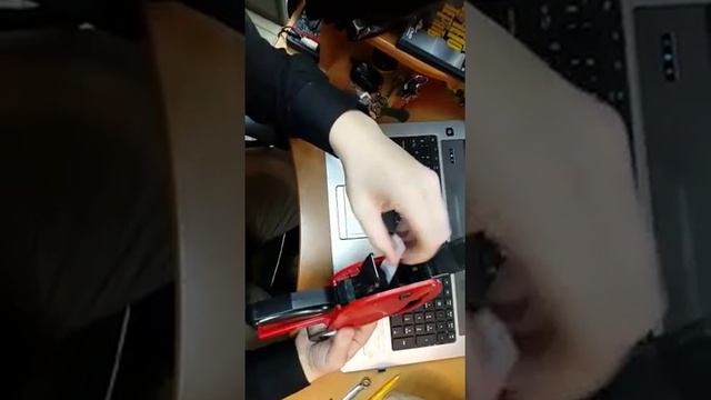 Как правильно зарядить пистолет для ценников смотреть онлайн