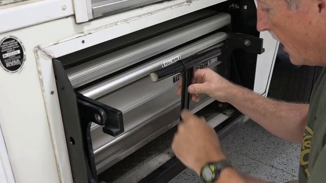 New Pivoting & Folding RV Steps - Enhanced Design смотреть онлайн